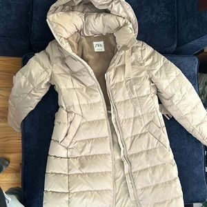 Zara puffer jacket M